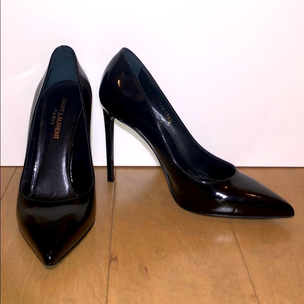 Saint Laurent Zoe patent-leather pumps (black)